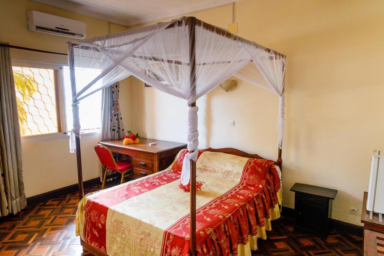 Hotel Melrose Sambava Ngoại thất bức ảnh